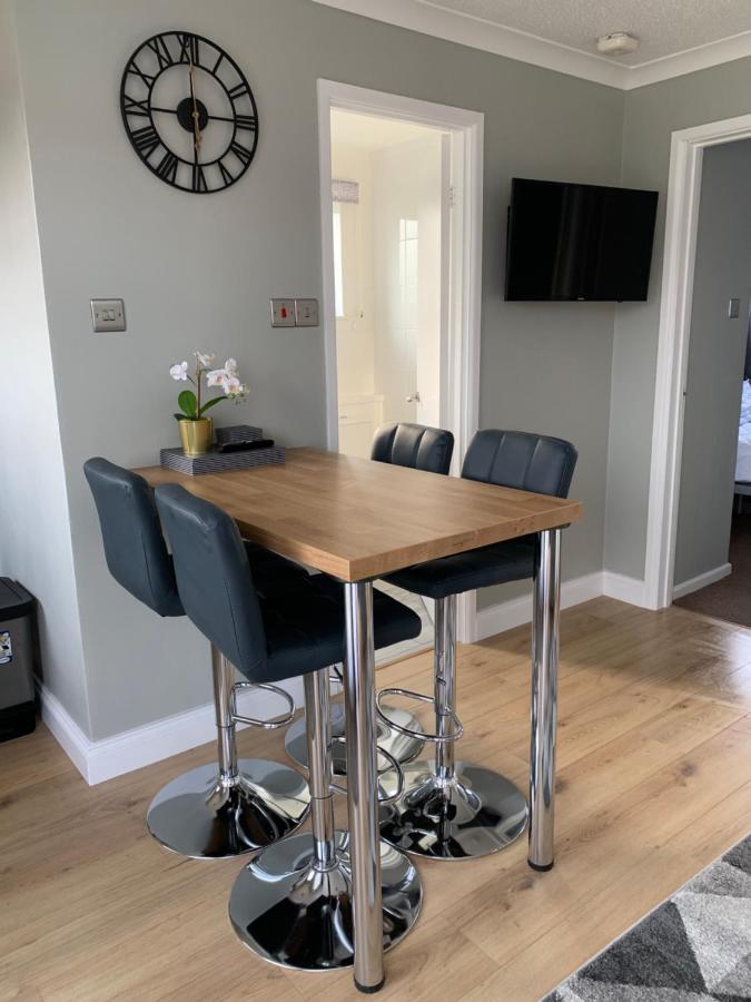 Modern 2 Bed Chalet - 27 Bermuda Holiday Park 햄스비 외부 사진